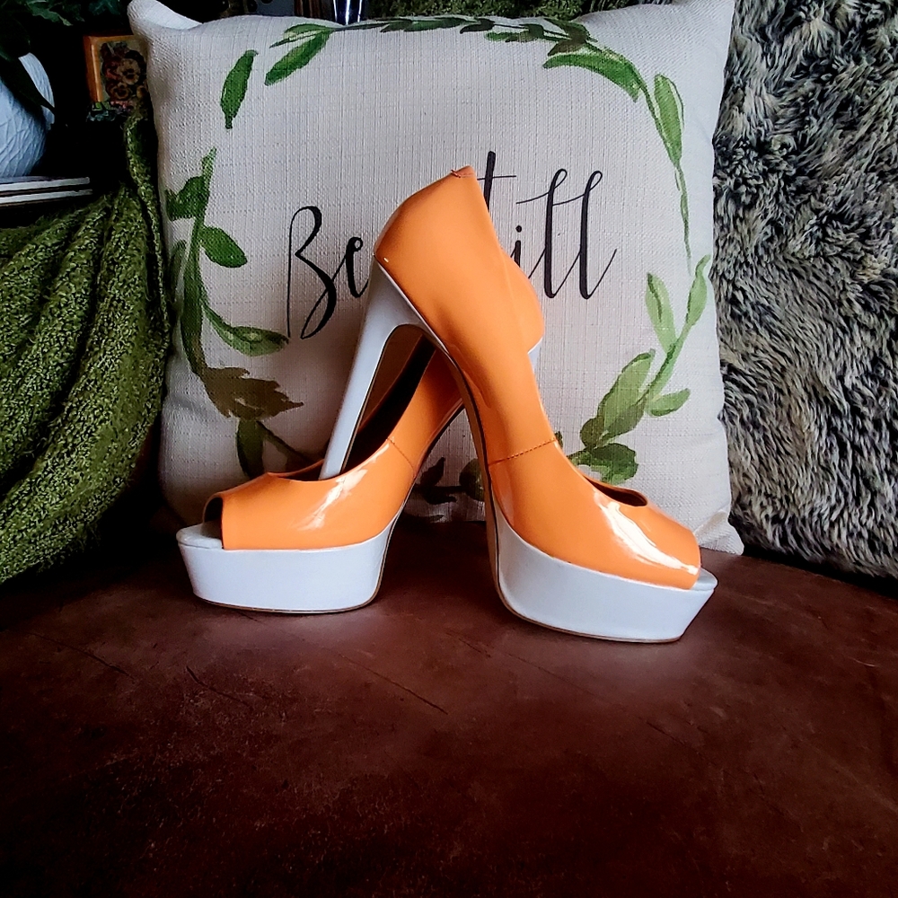 ALDO Platform Two Toned Stilettos- Size 8.5